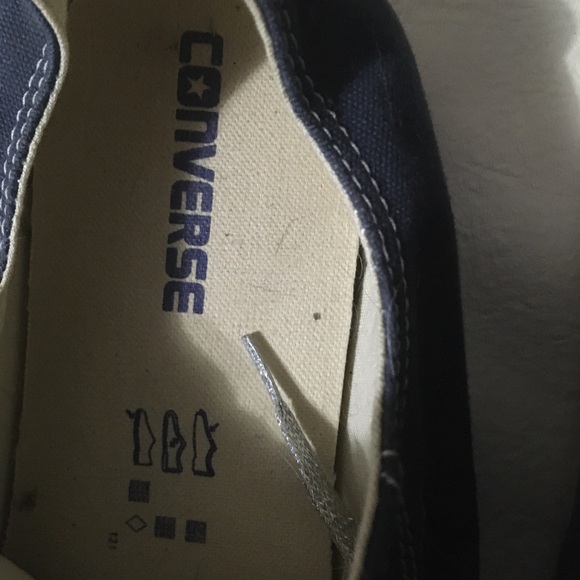 Navy blue converse size 9 - Picture 5 of 5